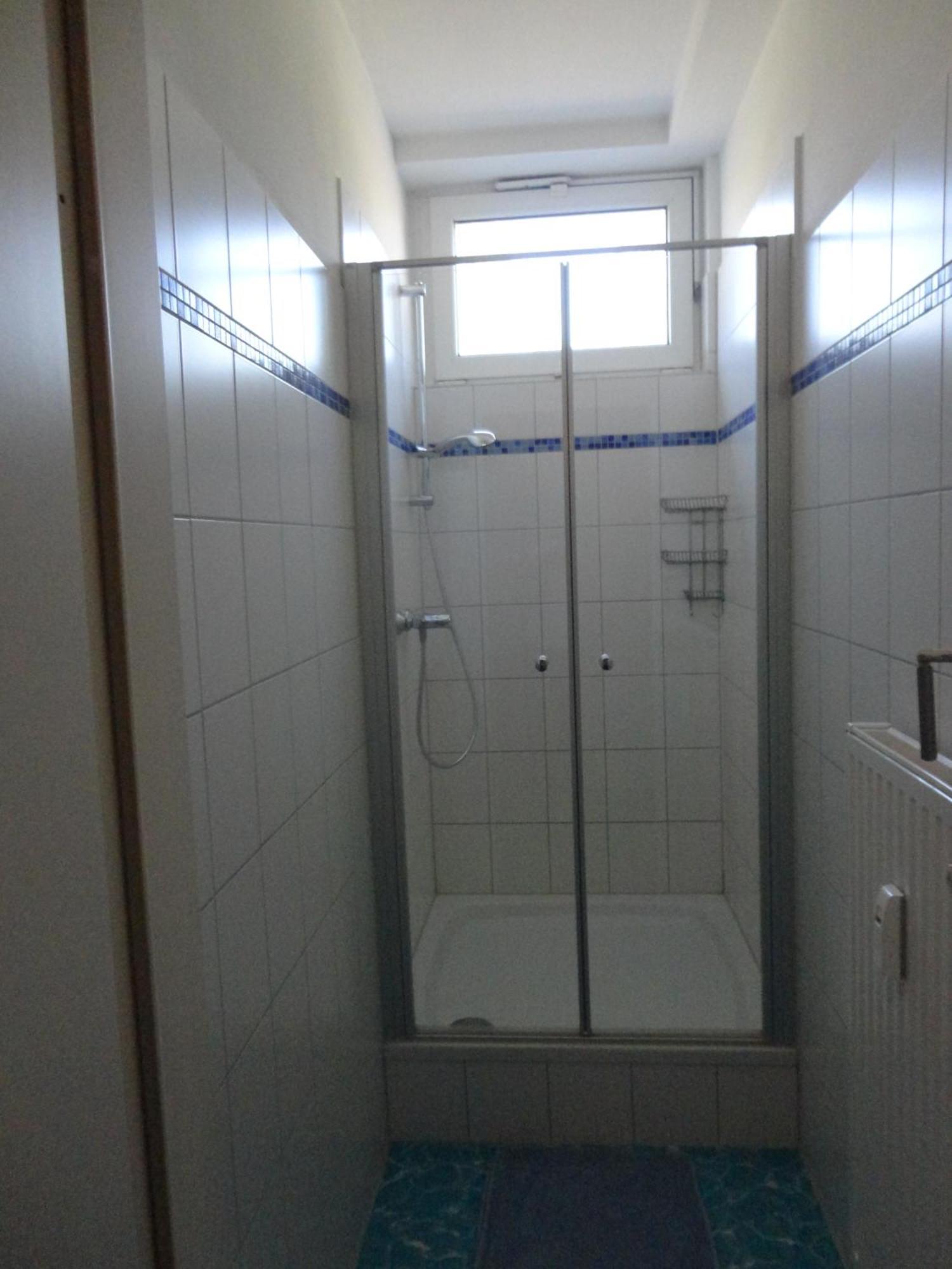 Twin Room,1580700485:JPEG